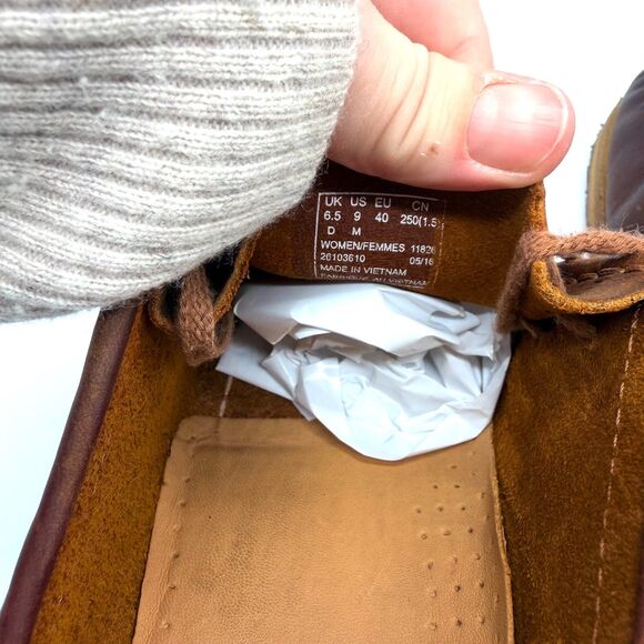 Clarks Originals Women’s Wallabee Beeswax Leather size 9 - Picture 8 of 8